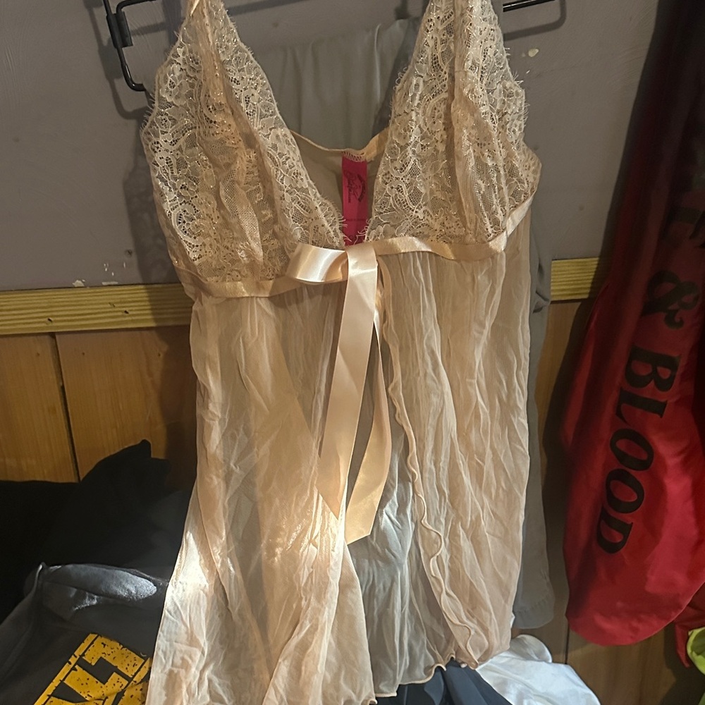 Hustler Hollywood Cream Lace Chemise